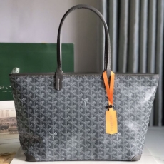 Goyard Shopping Bags